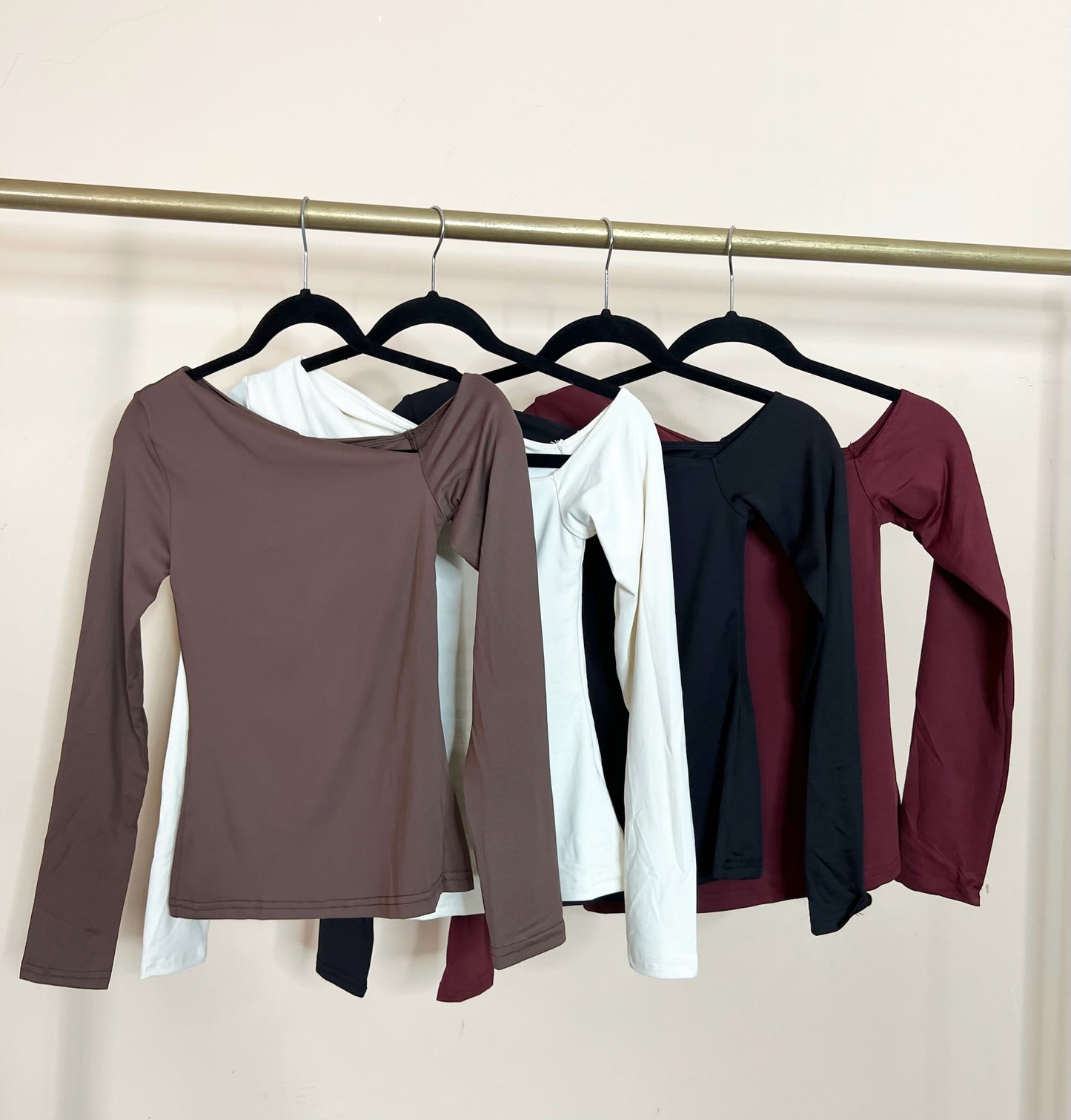 Blusa a un hombro