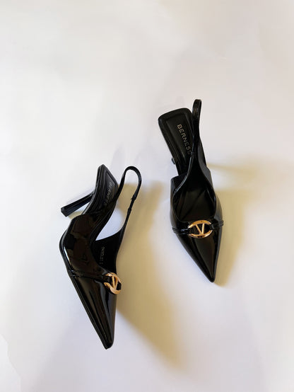 Zapatilla hebilla
